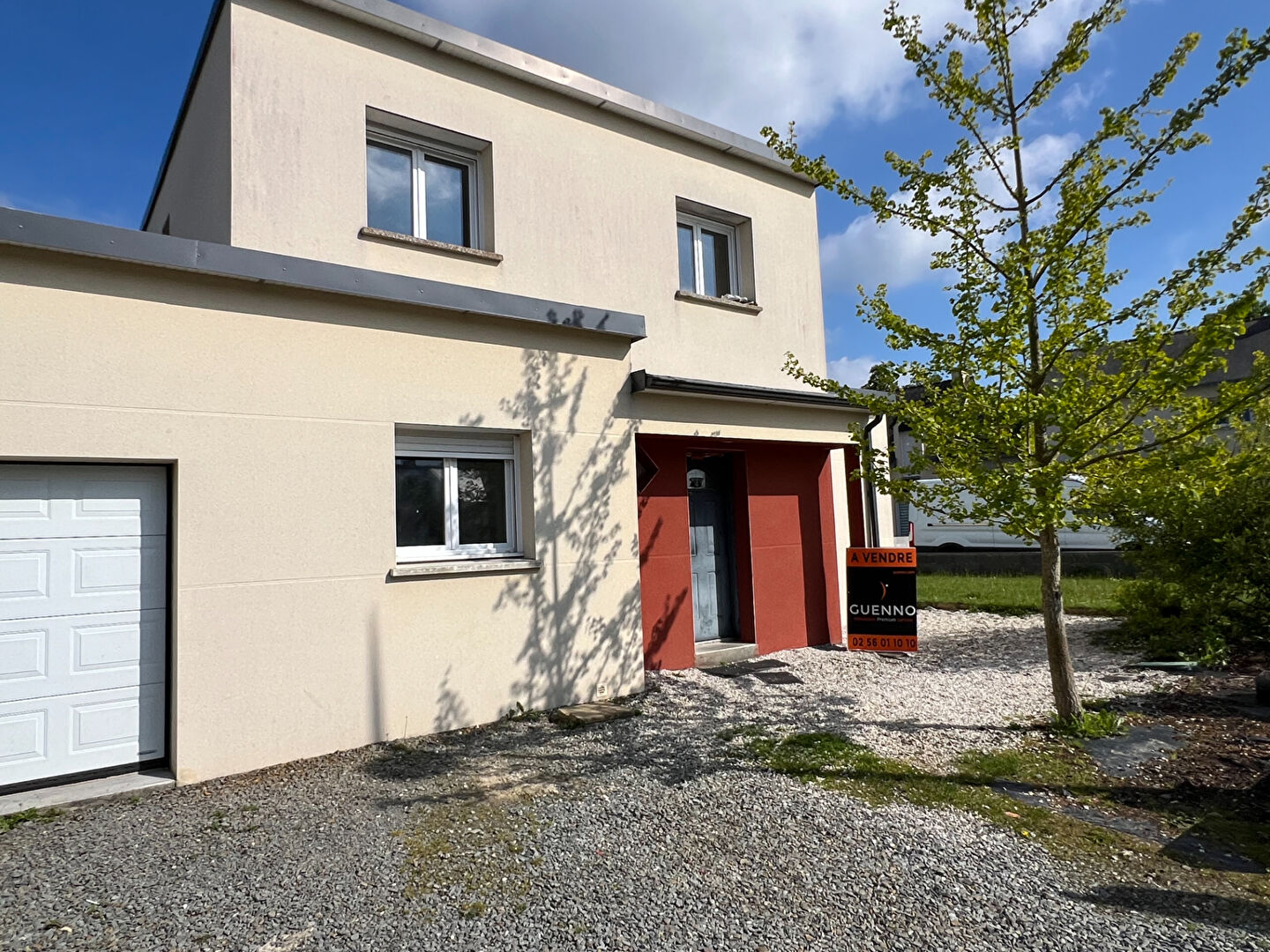 Maison T6 à Irodouer