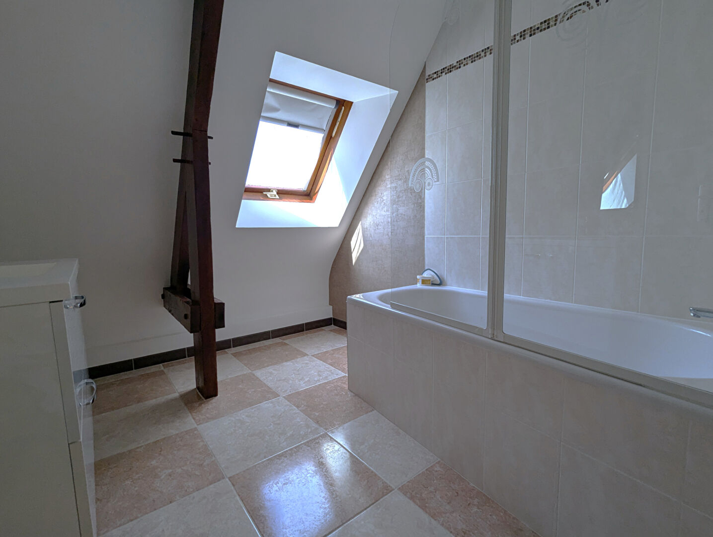 Maison T6 à Orgeres