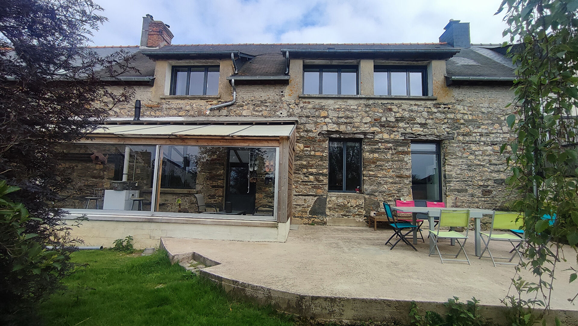 Maison T7 à Bain de bretagne