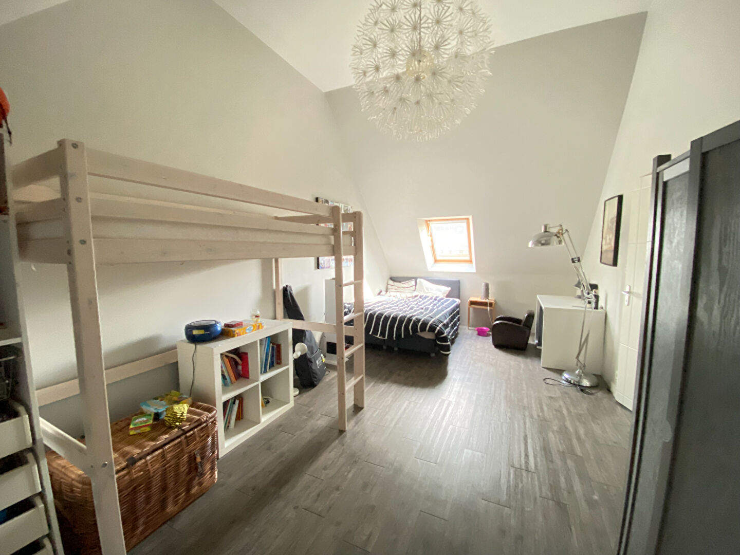 Maison T6 à Lassy