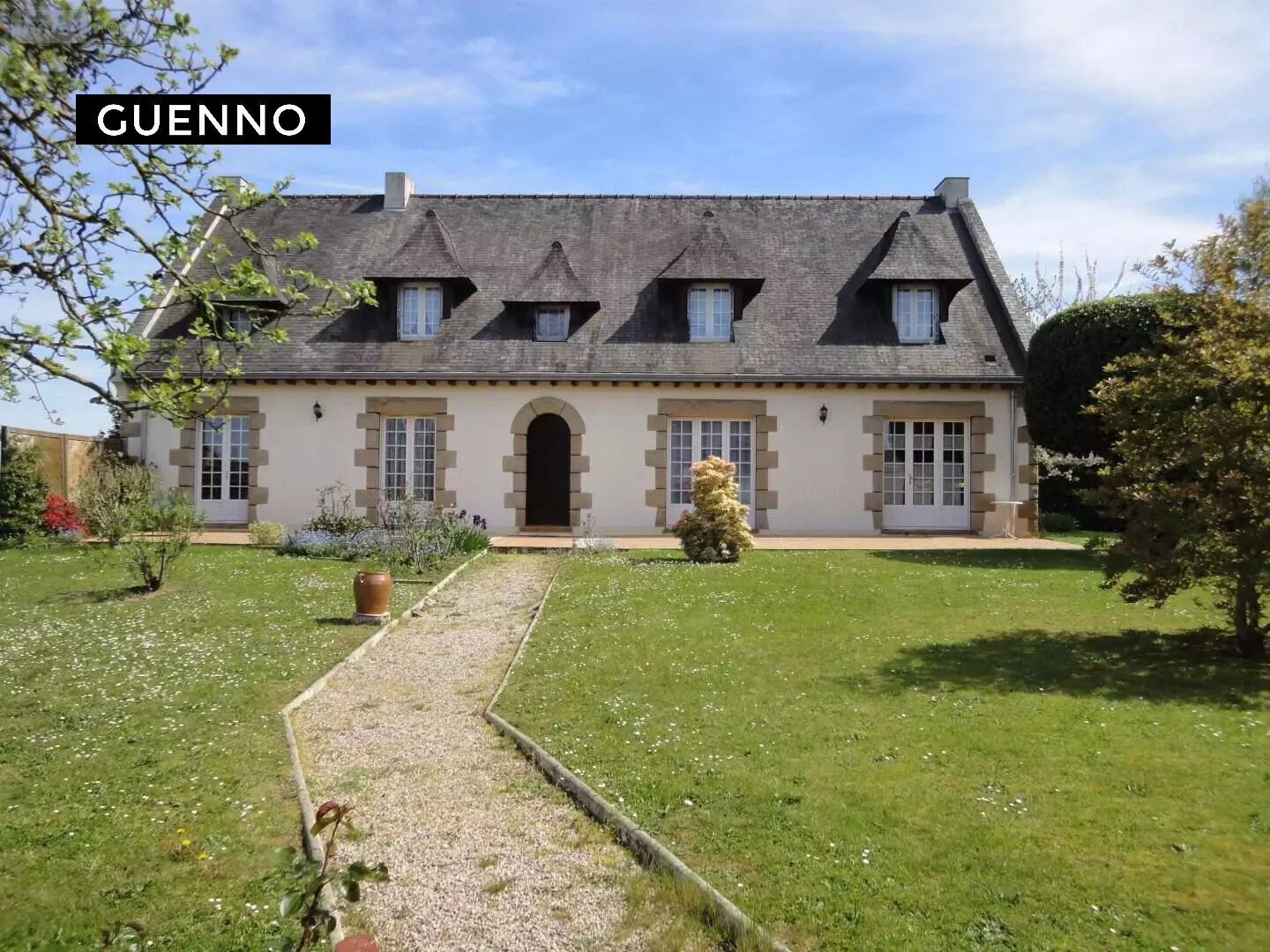 Maison T7 à Breal sous montfort