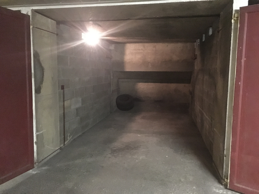 Garage  à Rennes