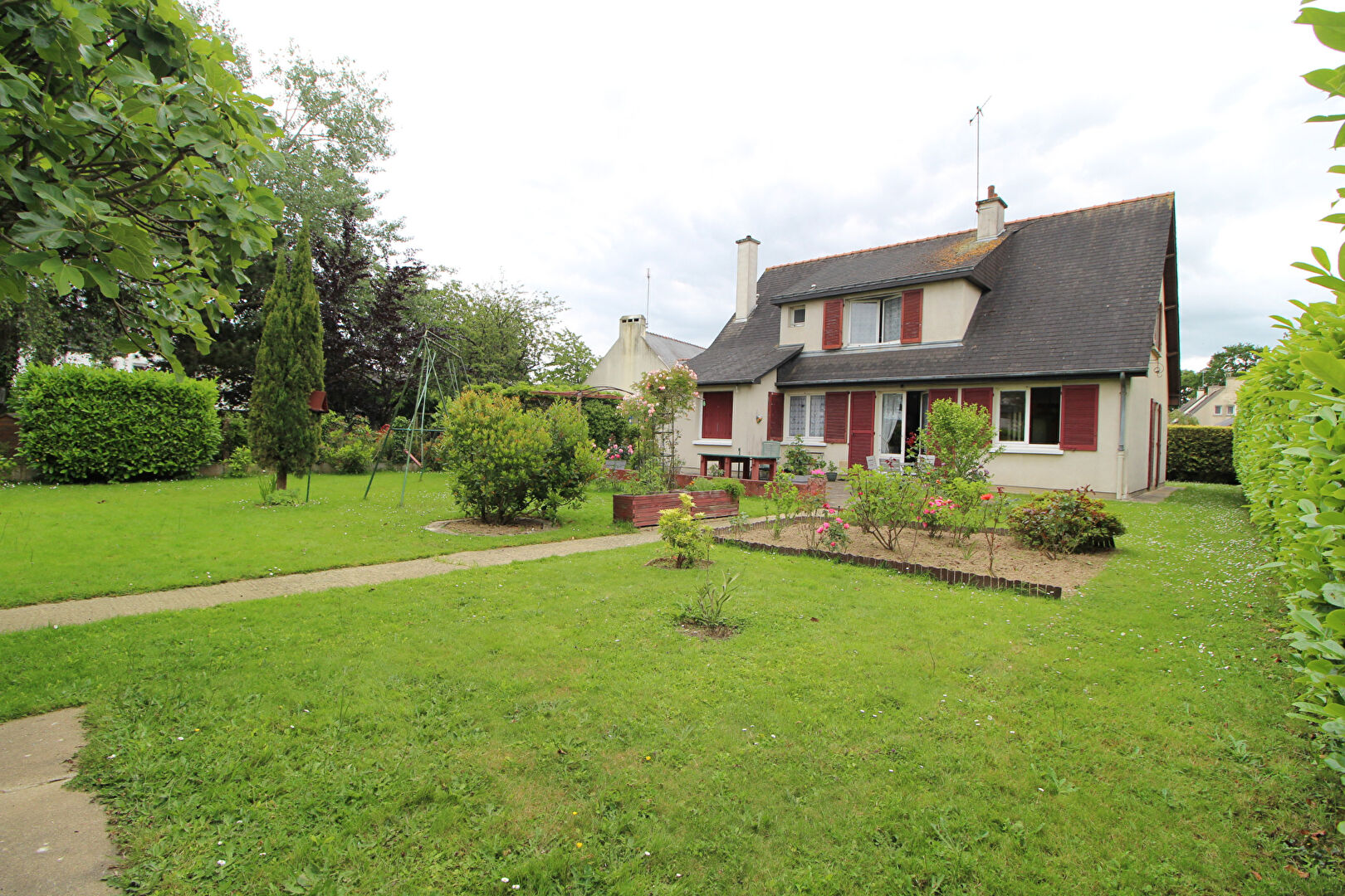 Maison T6 à Liffre