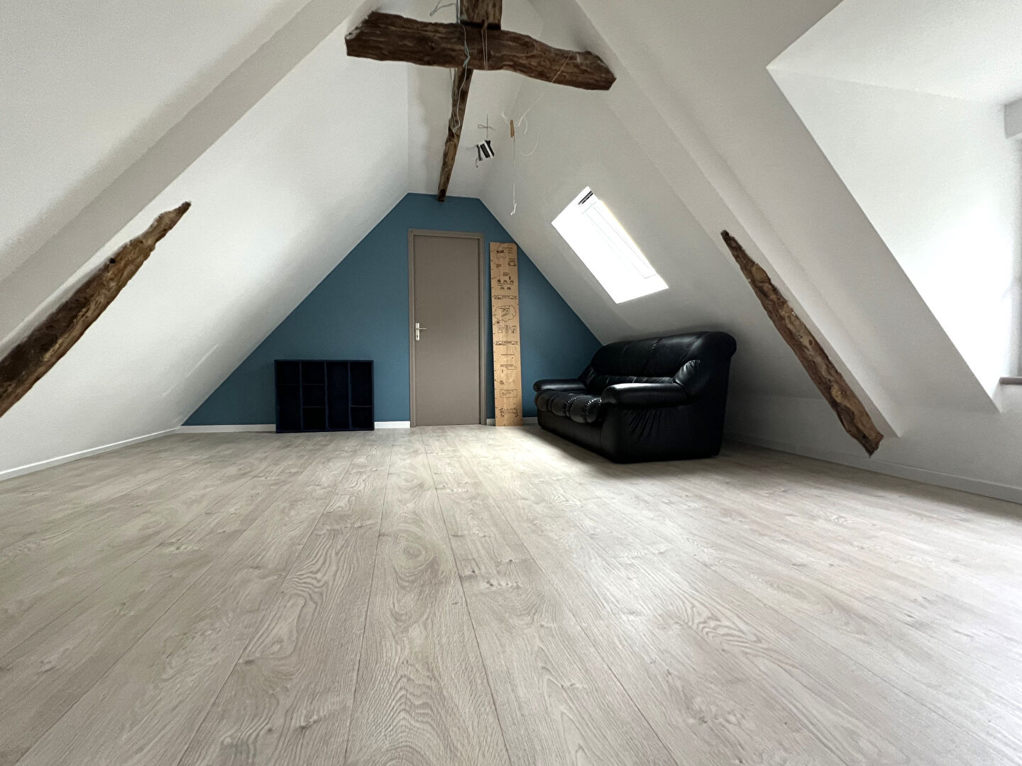 Maison T8 à Mesnil roc h