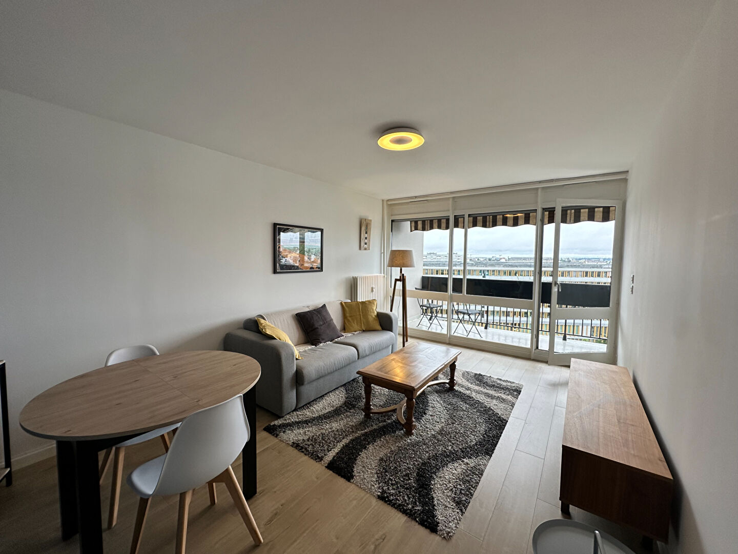 Appartement  2 pièce(s) 47 m2 meublé - Clémenceau