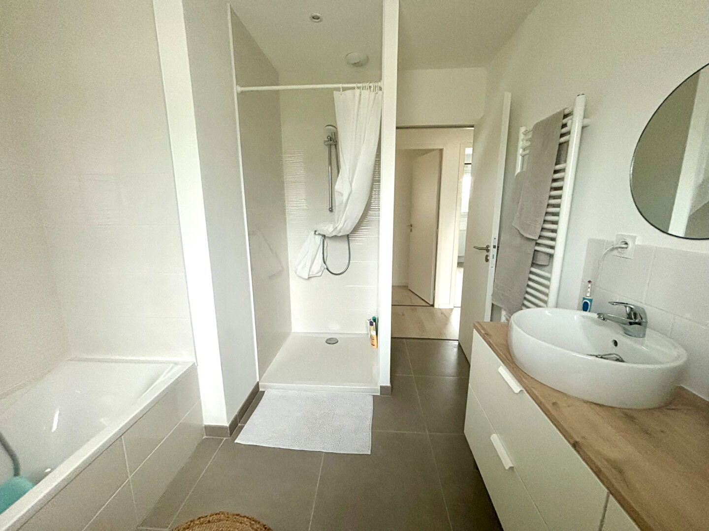 Maison T5 à Saint aubin du cormier