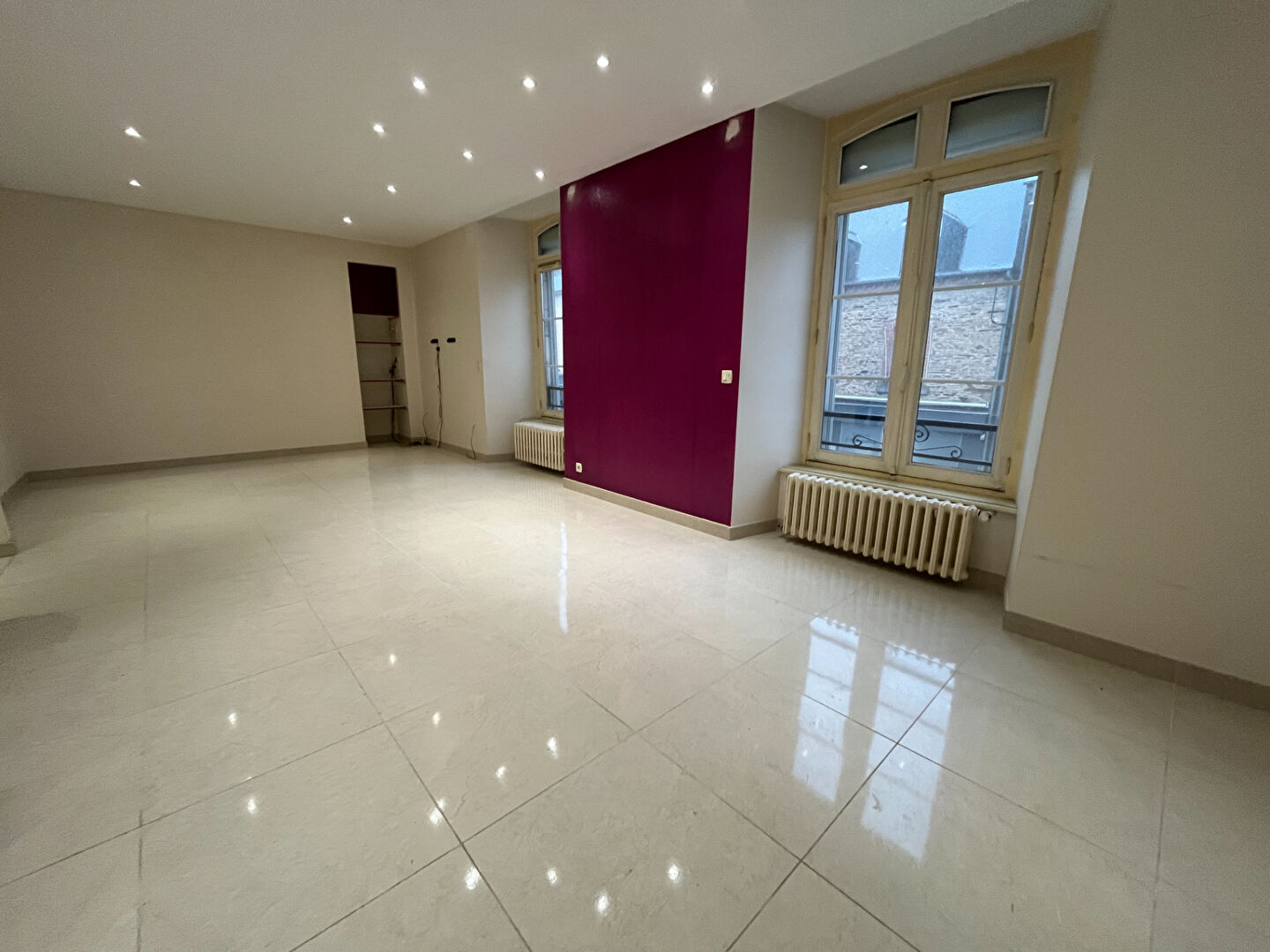 Appartement T7 à Montauban de bretagne