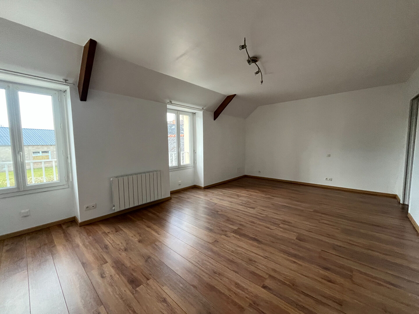 Maison T7 à Irodouer