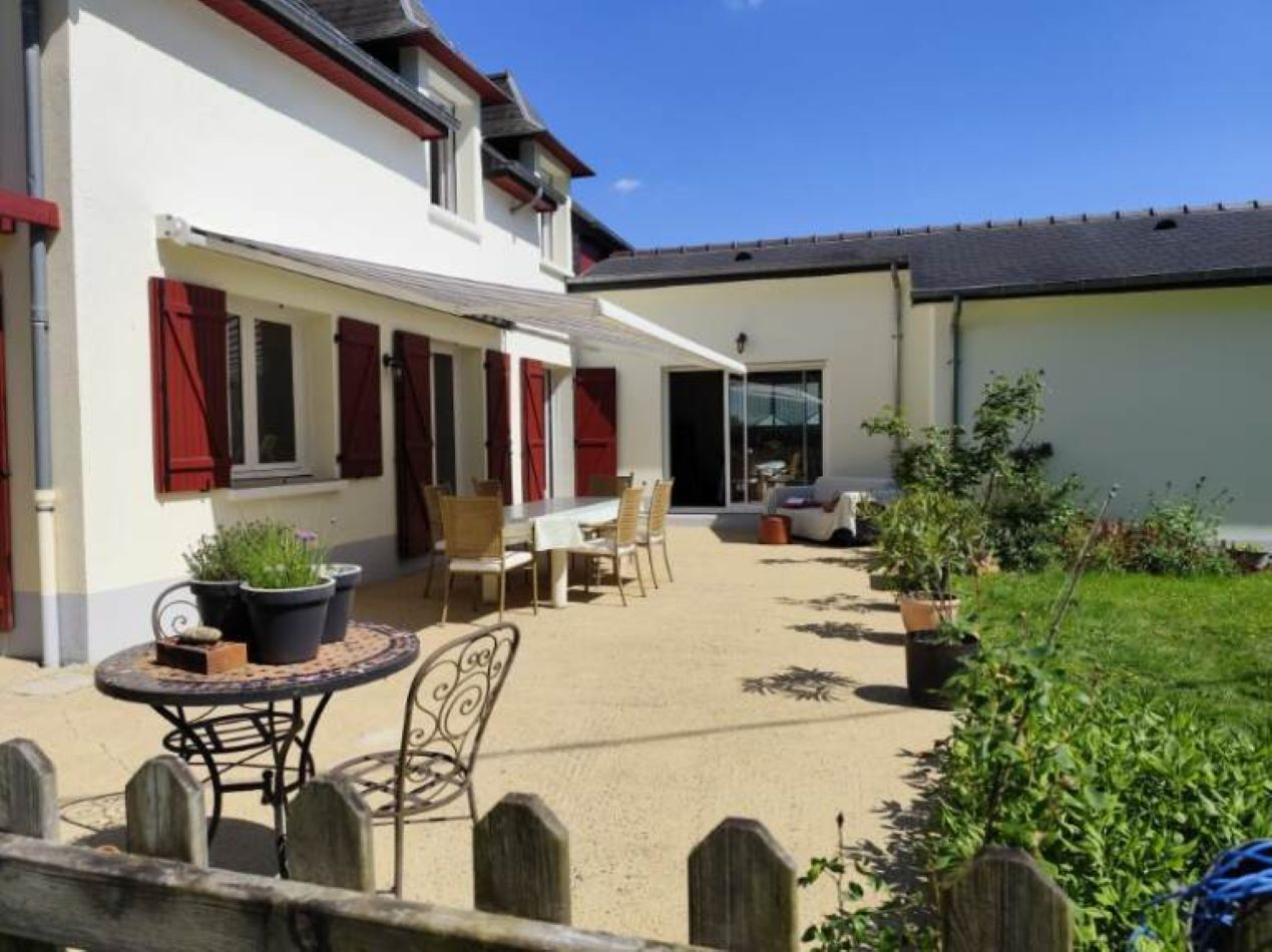 Maison T6 à Domalain