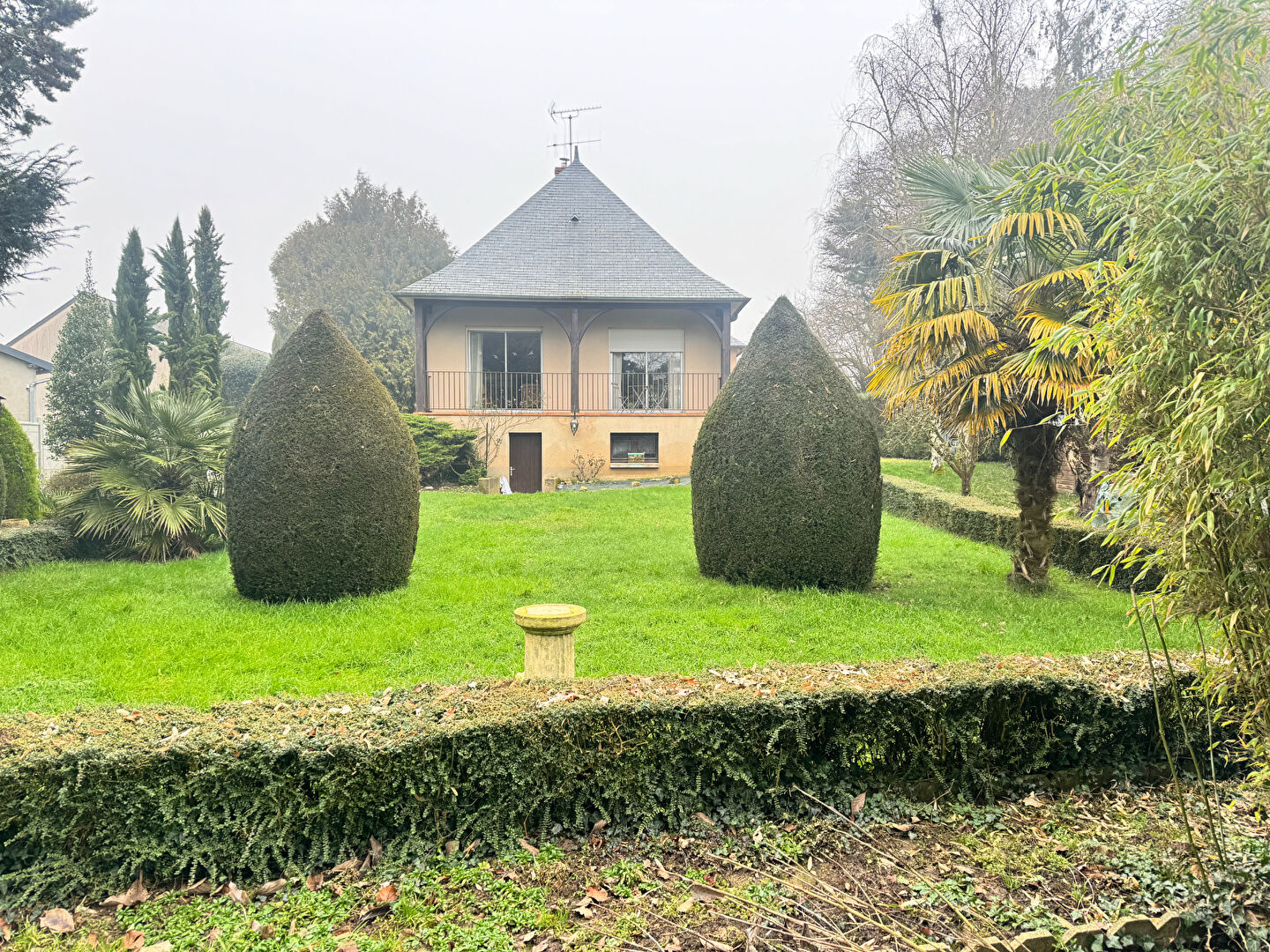 Maison T7 à Cosse le vivien