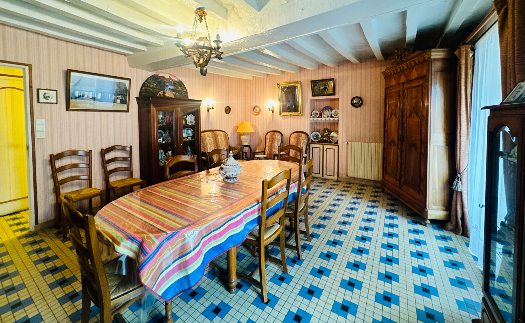 Maison T5 à Ampoigne