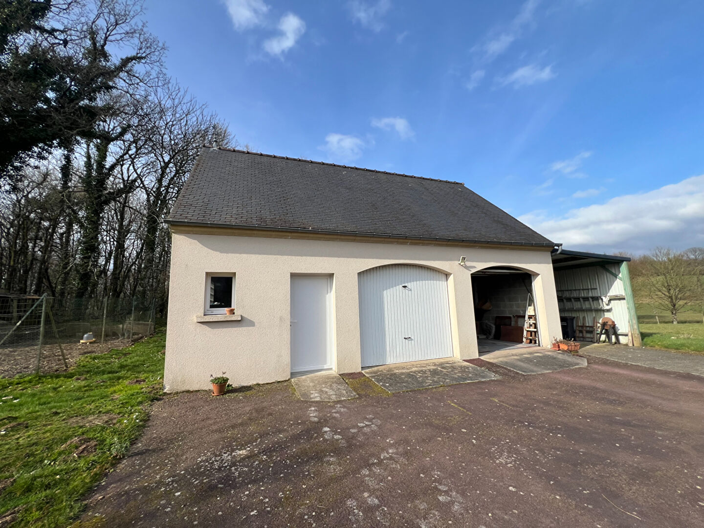Maison T7 à Gomene