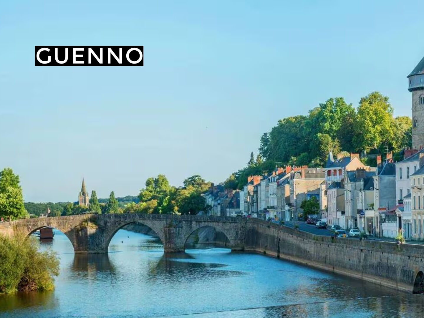 Immeuble T12 à Renaze