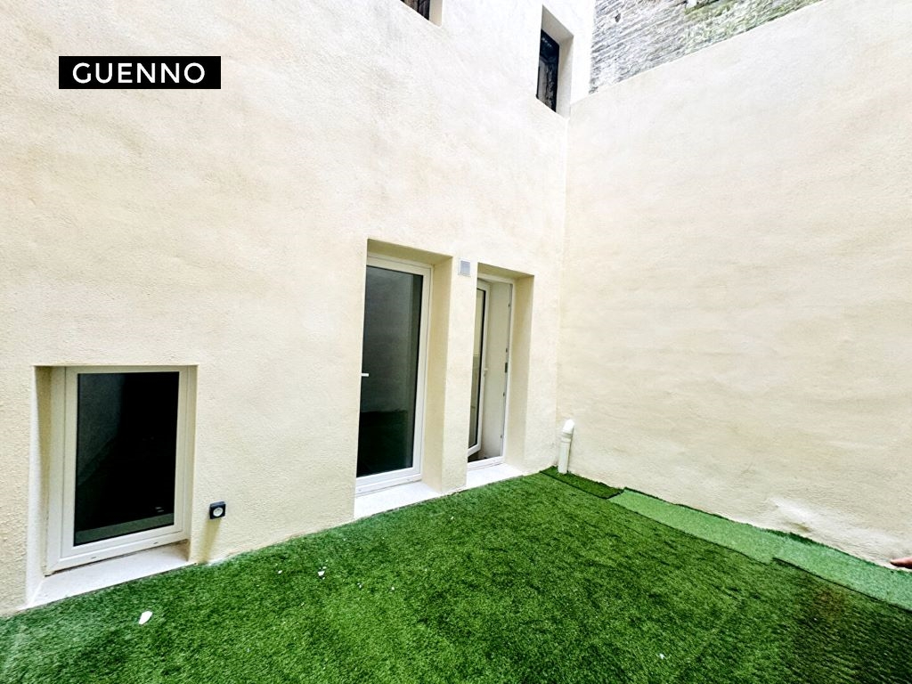 Local commercial à Laval