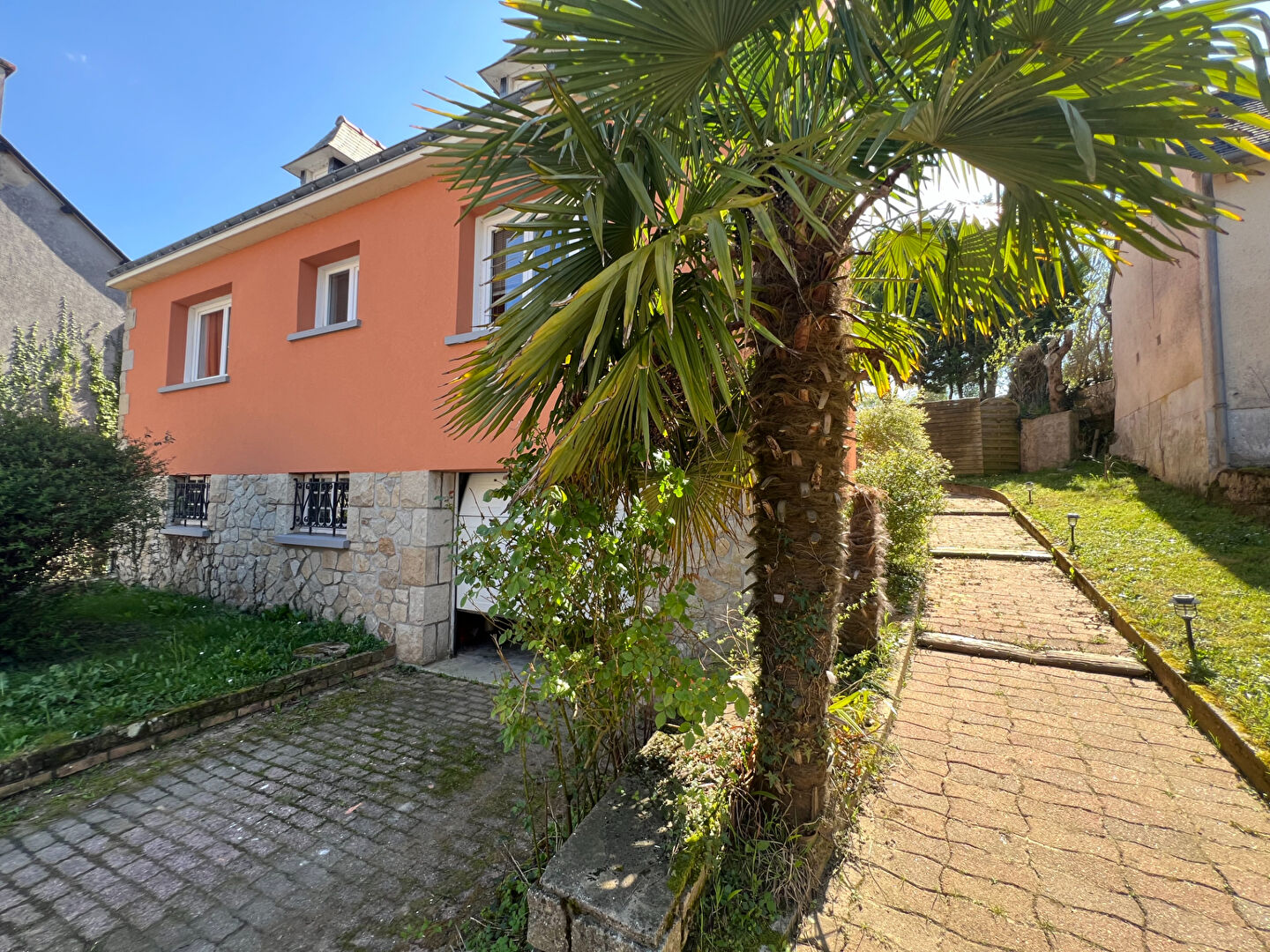 Maison T7 à Lanrelas