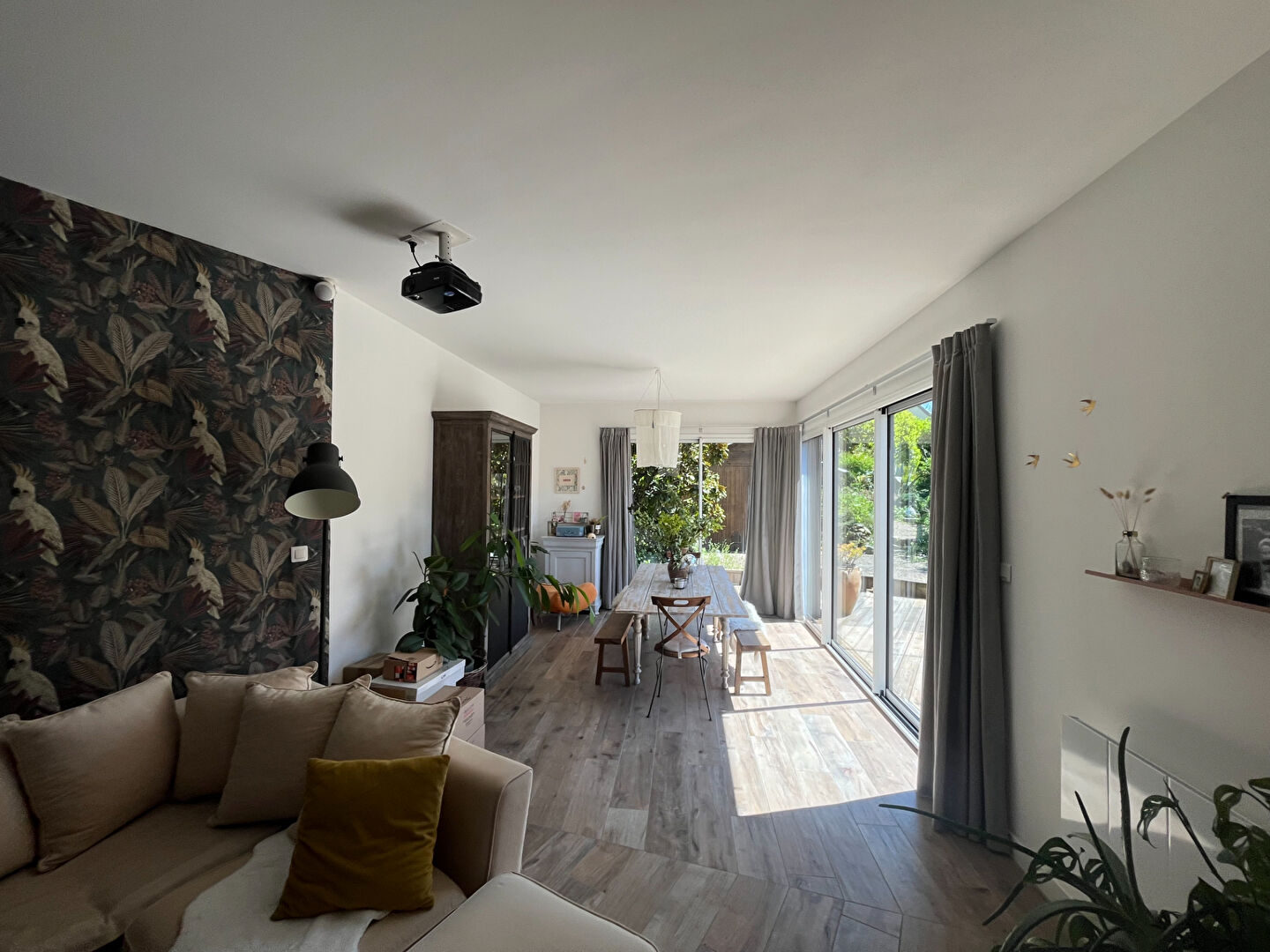 Maison T6 à La chapelle chaussee