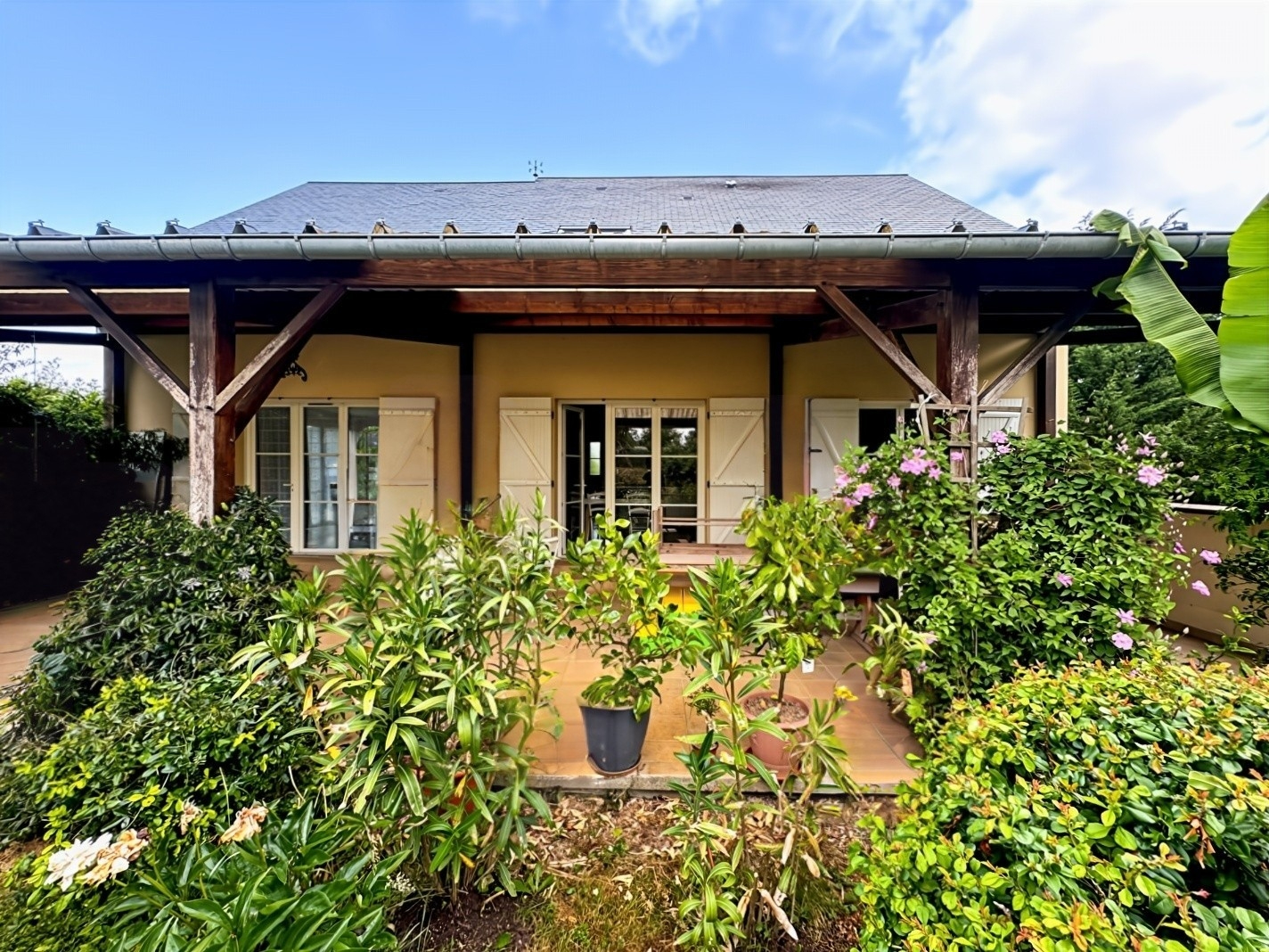 Maison T8 à Saint germain de coulamer