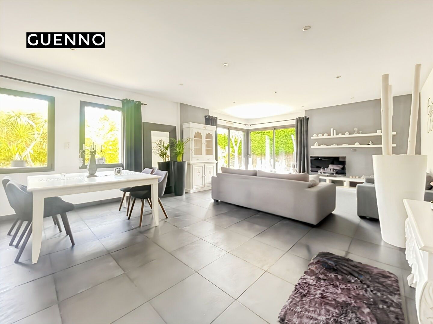 Maison T8 à Saint gregoire