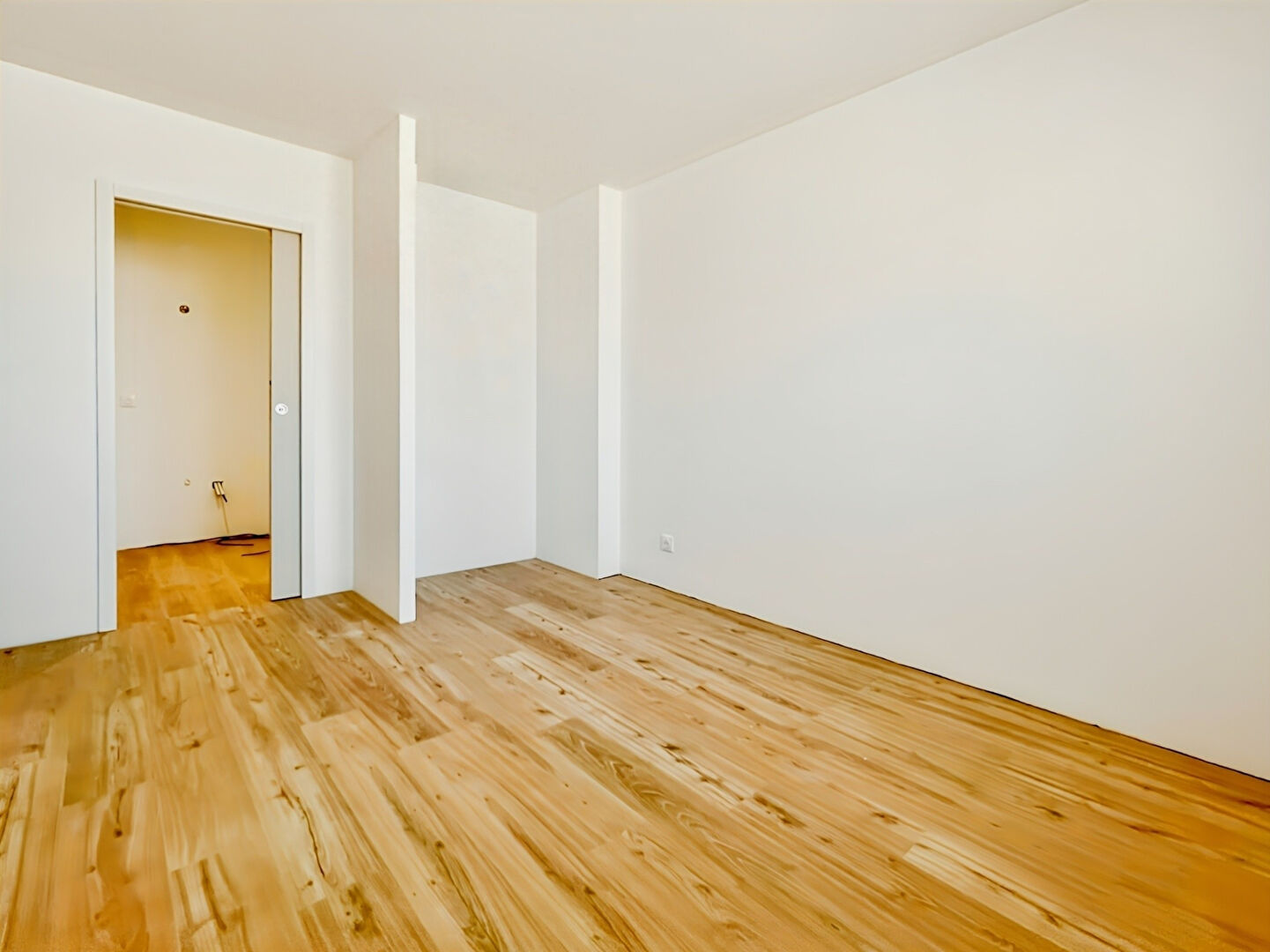 Photo Maison Montreuil Le Gast 6 pièce(s) 130 m2 image 5/6