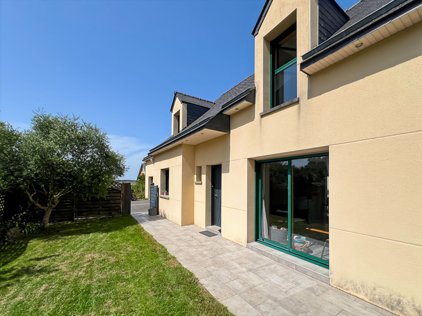 Maison T5 à Irodouer