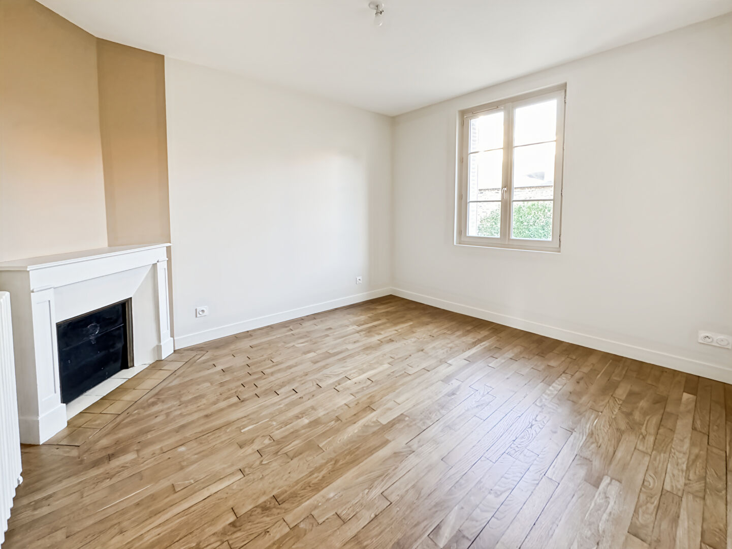 Photo LOCATION MAISON AVEC JARDIN, GARAGE, 4 CHAMBRES - SAINT-HELIER image 6/6