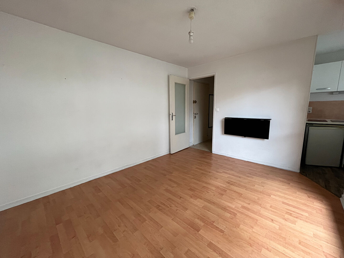 LOCATION STUDIO SAINT-HELIER / GARE