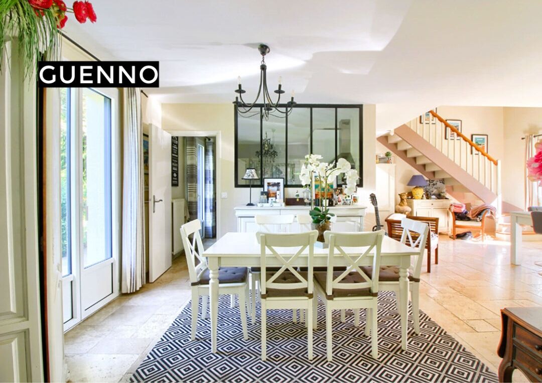 Maison T9 à Orgeres