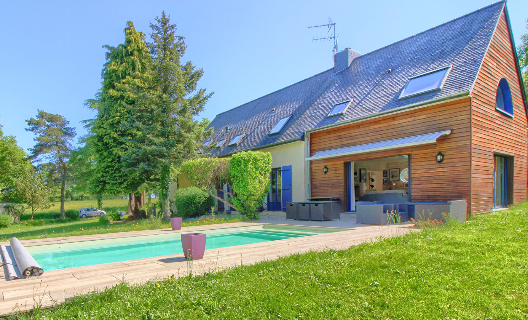 Maison T9 à Orgeres
