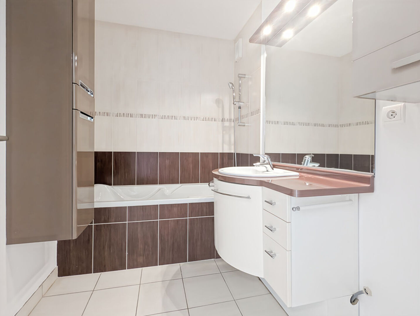 Appartement T5 à Janze