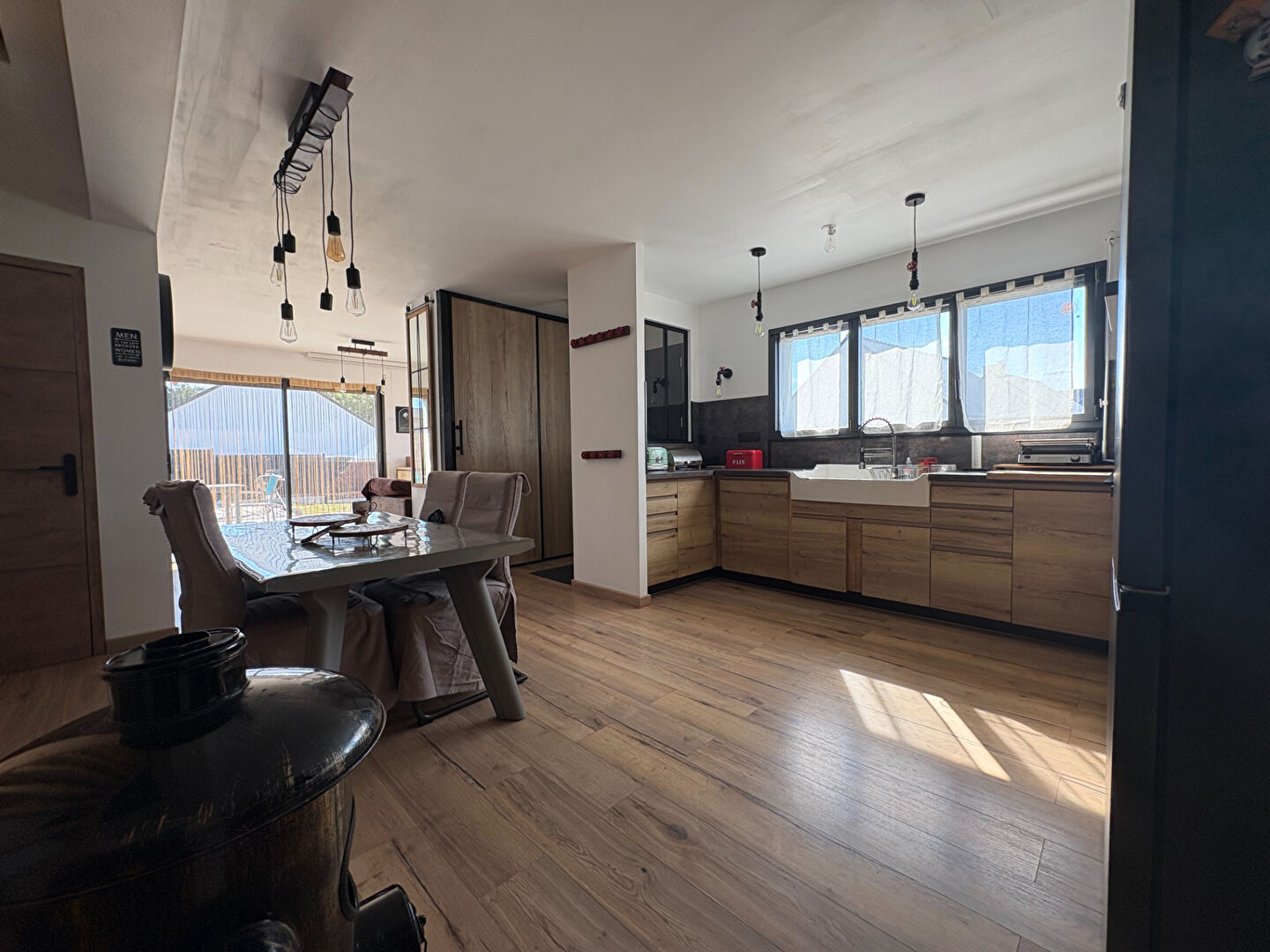 Maison T6 à 