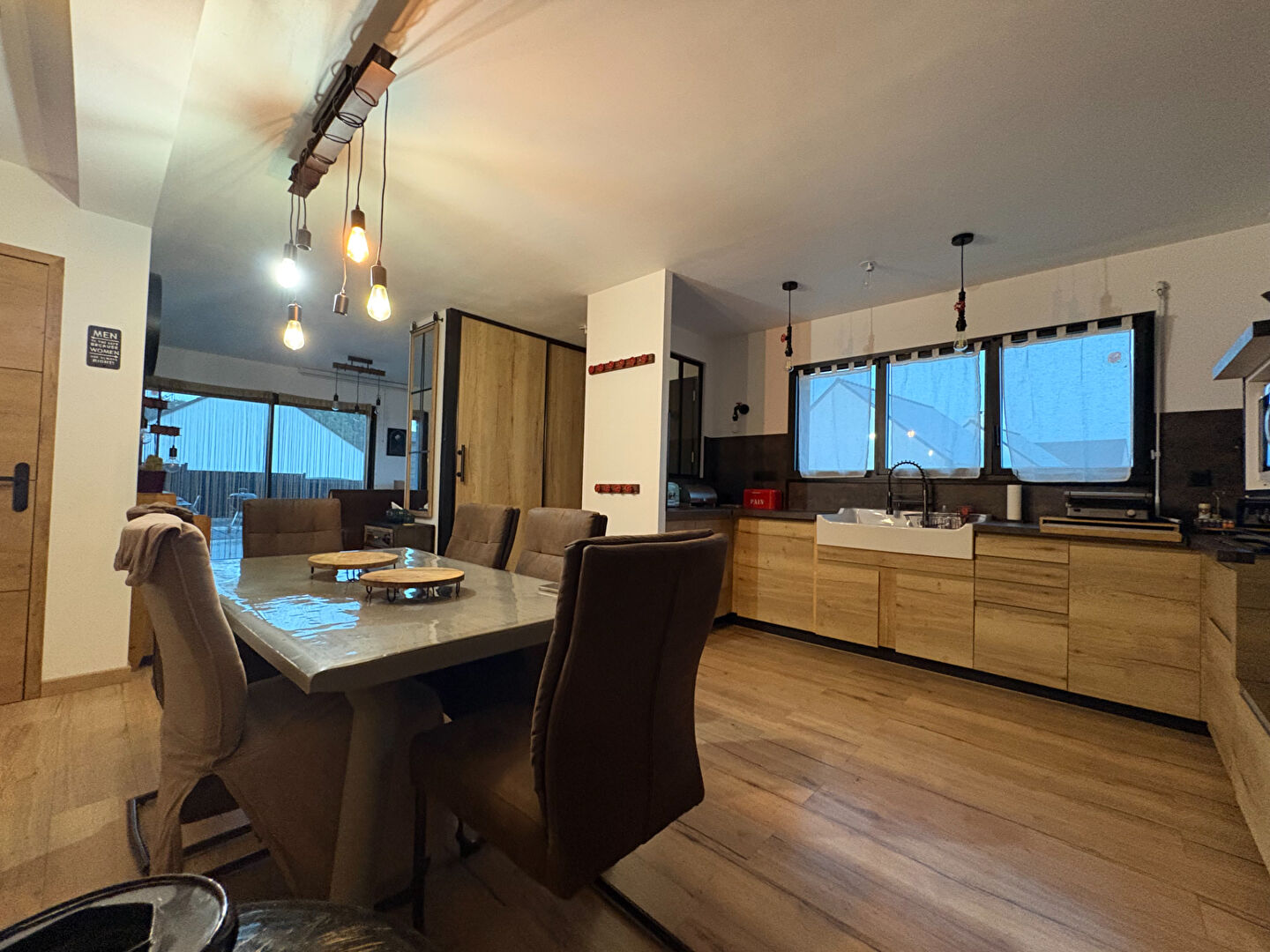 Maison T6 à Aucaleuc