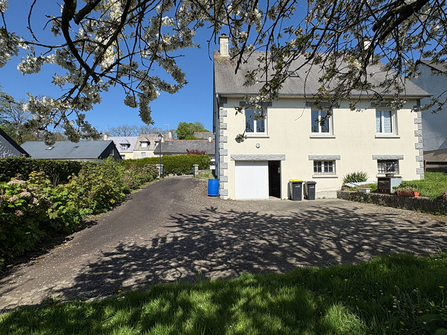 Maison T7 à Bazouges la perouse