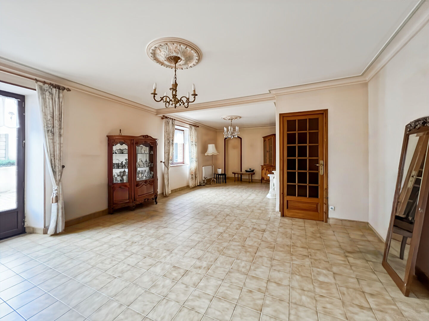 Maison T6 à Romille