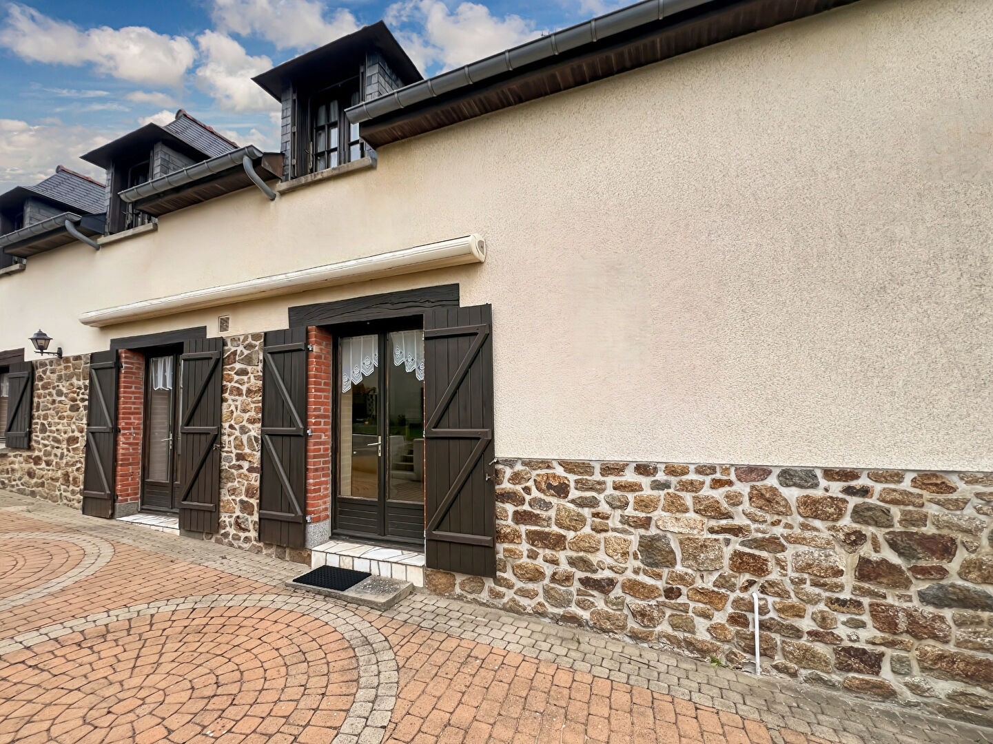 Maison T6 à Romille