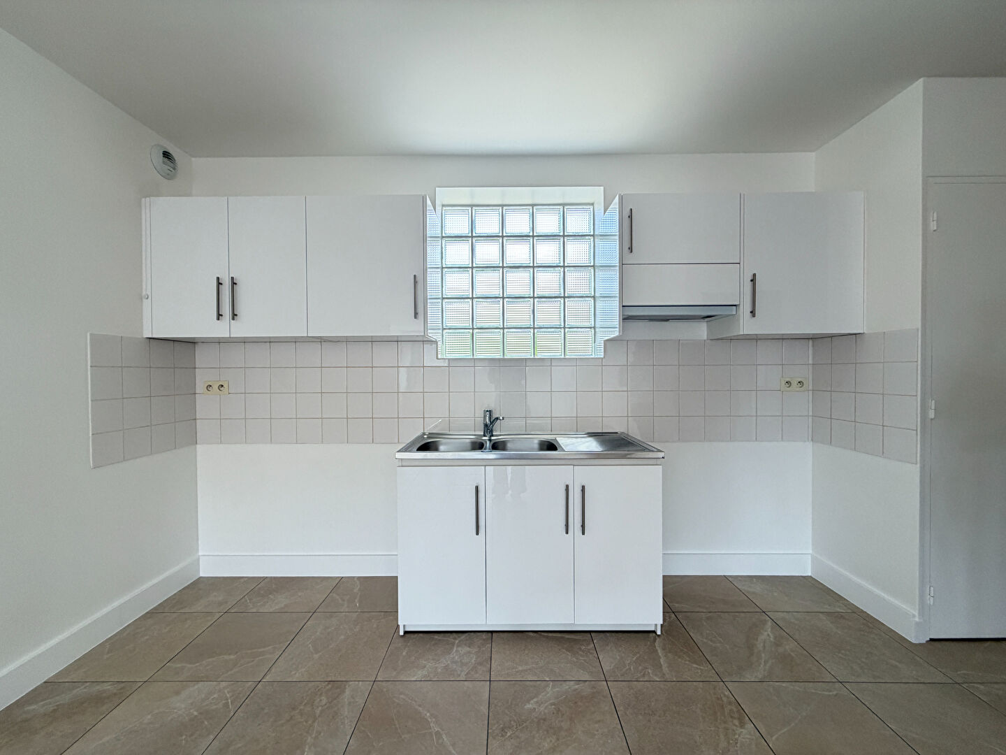 Appartement T2 à Montfort sur meu