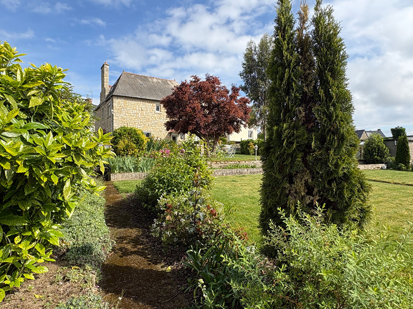 Maison T7 à Meillac
