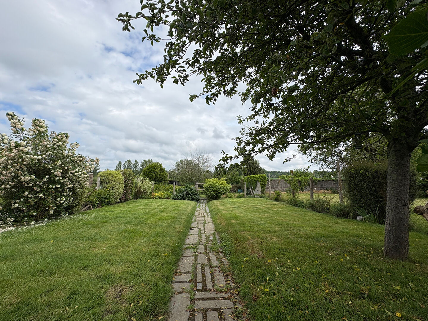 Maison T6 à Meillac