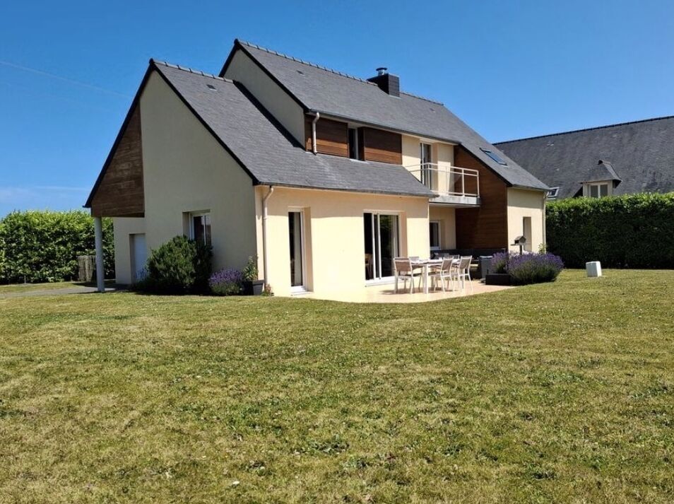 Maison T7 à Saint coulomb