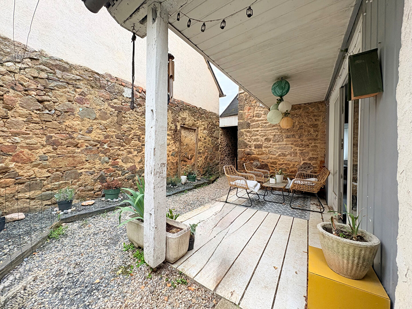 Maison T6 à La chapelle aux filtzmeens