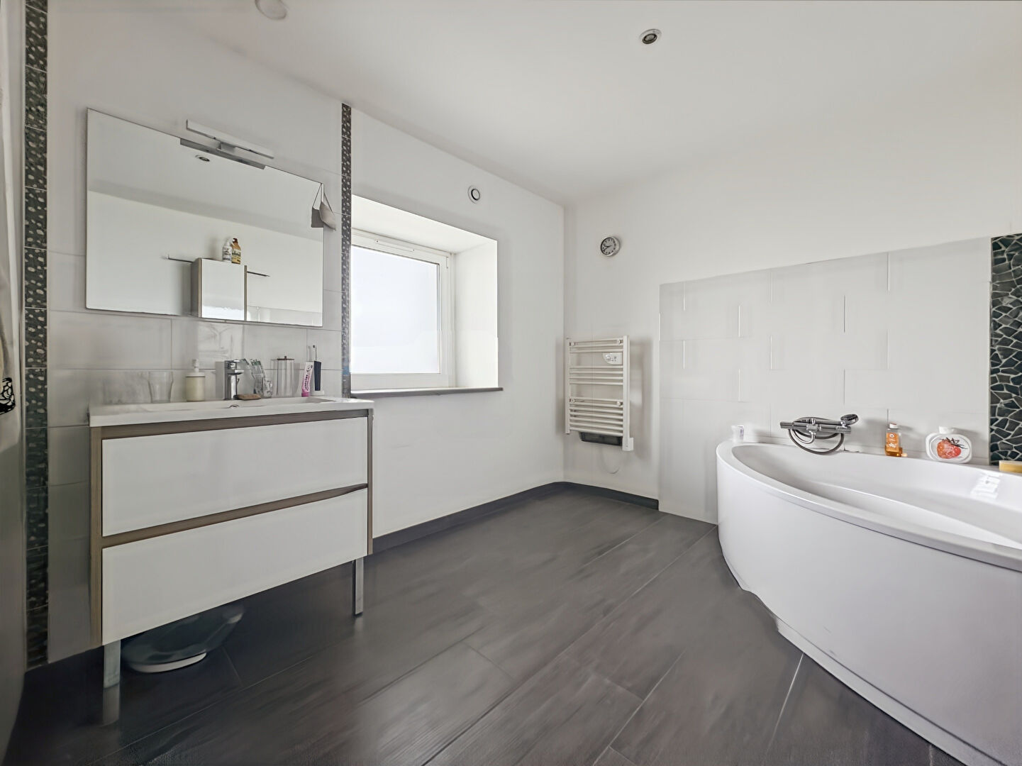 Maison T6 à Longaulnay