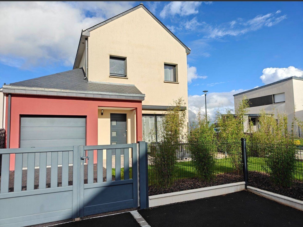 Maison T6 à Brece