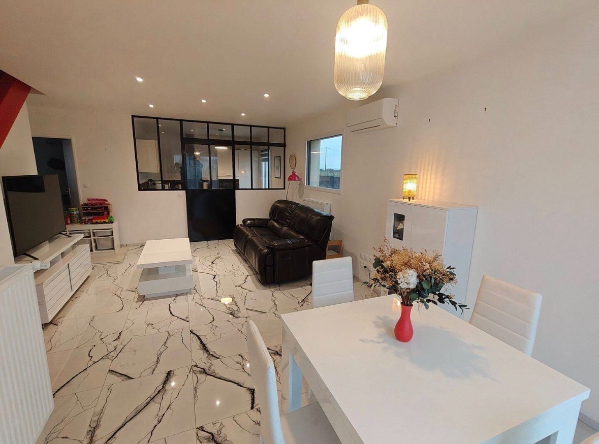 Maison T6 à Brece