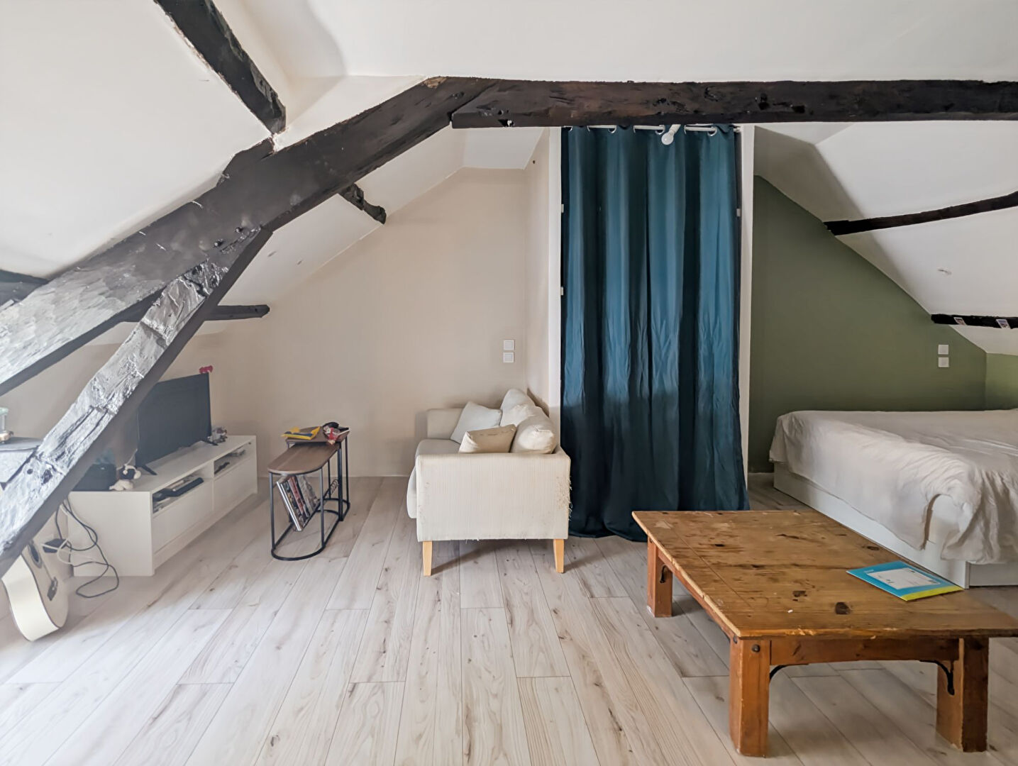 Maison T8 à Acigne