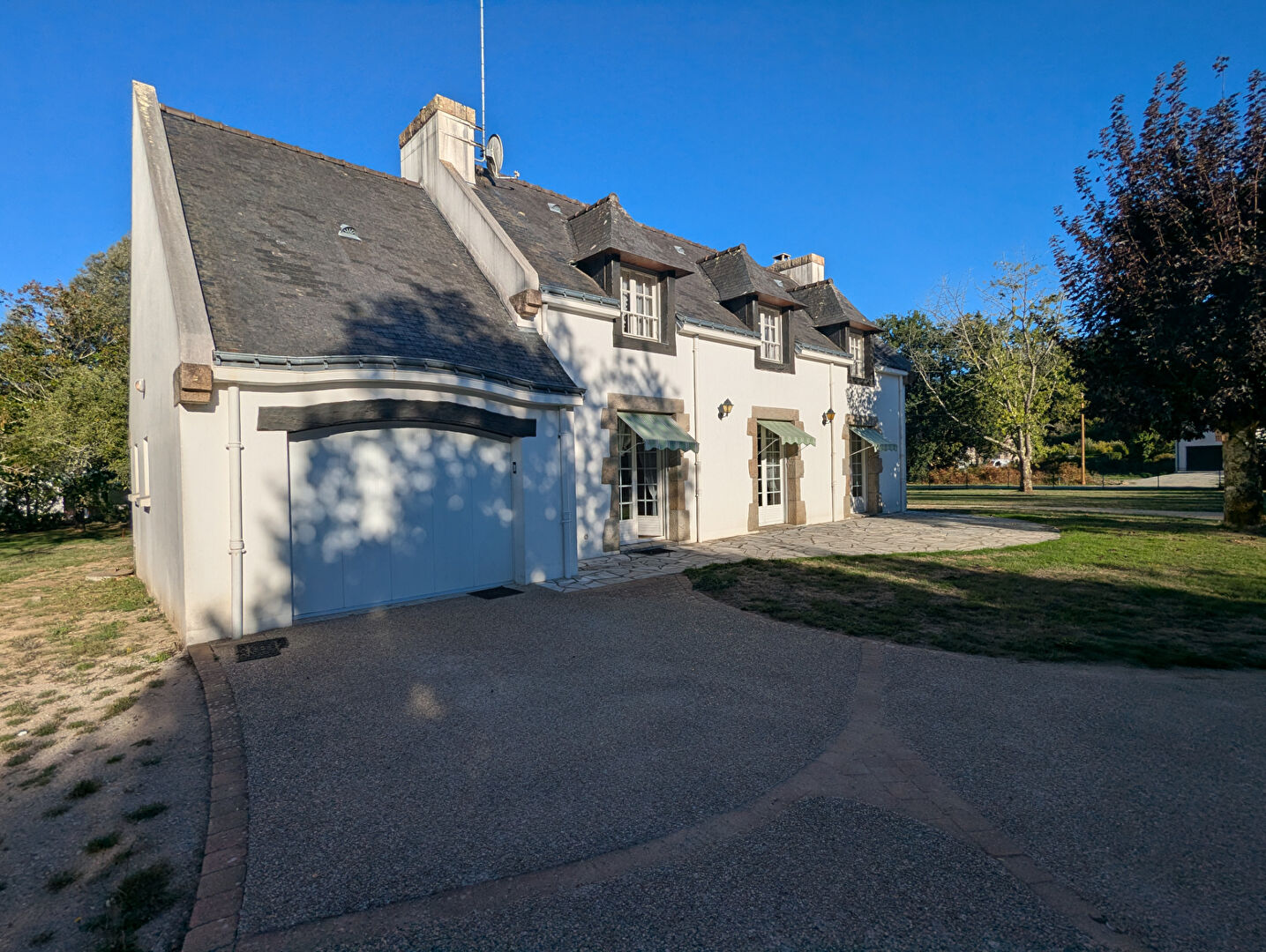 Maison 7 pièces 195 m² · à Plumergat · 195 m² · 495 850 €