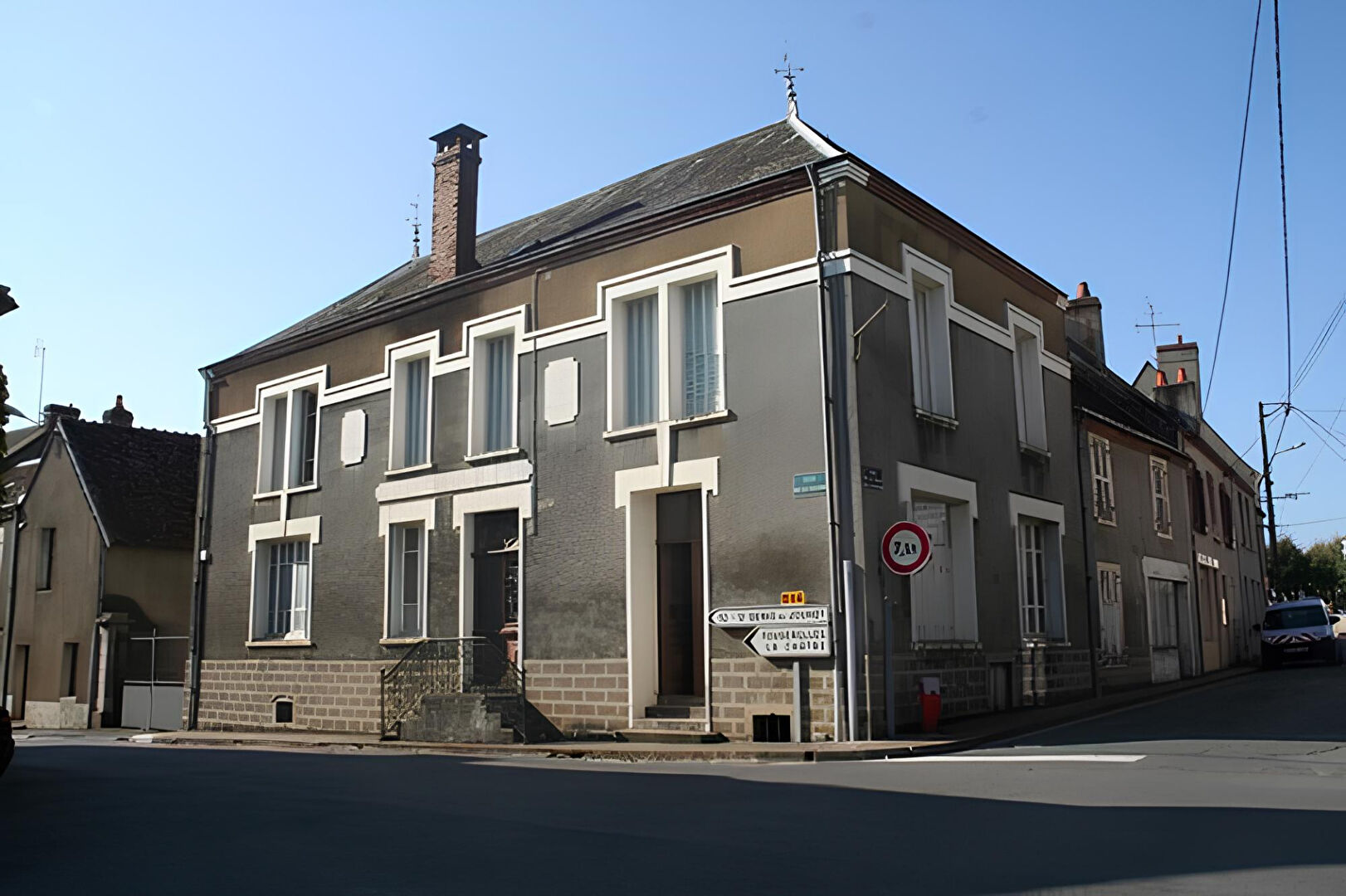 Agence immobilière de 
 L'IMMOBILIERE GUIGNARD Argenton - L'IMMOBILIERE GUIGNARD Argenton 
