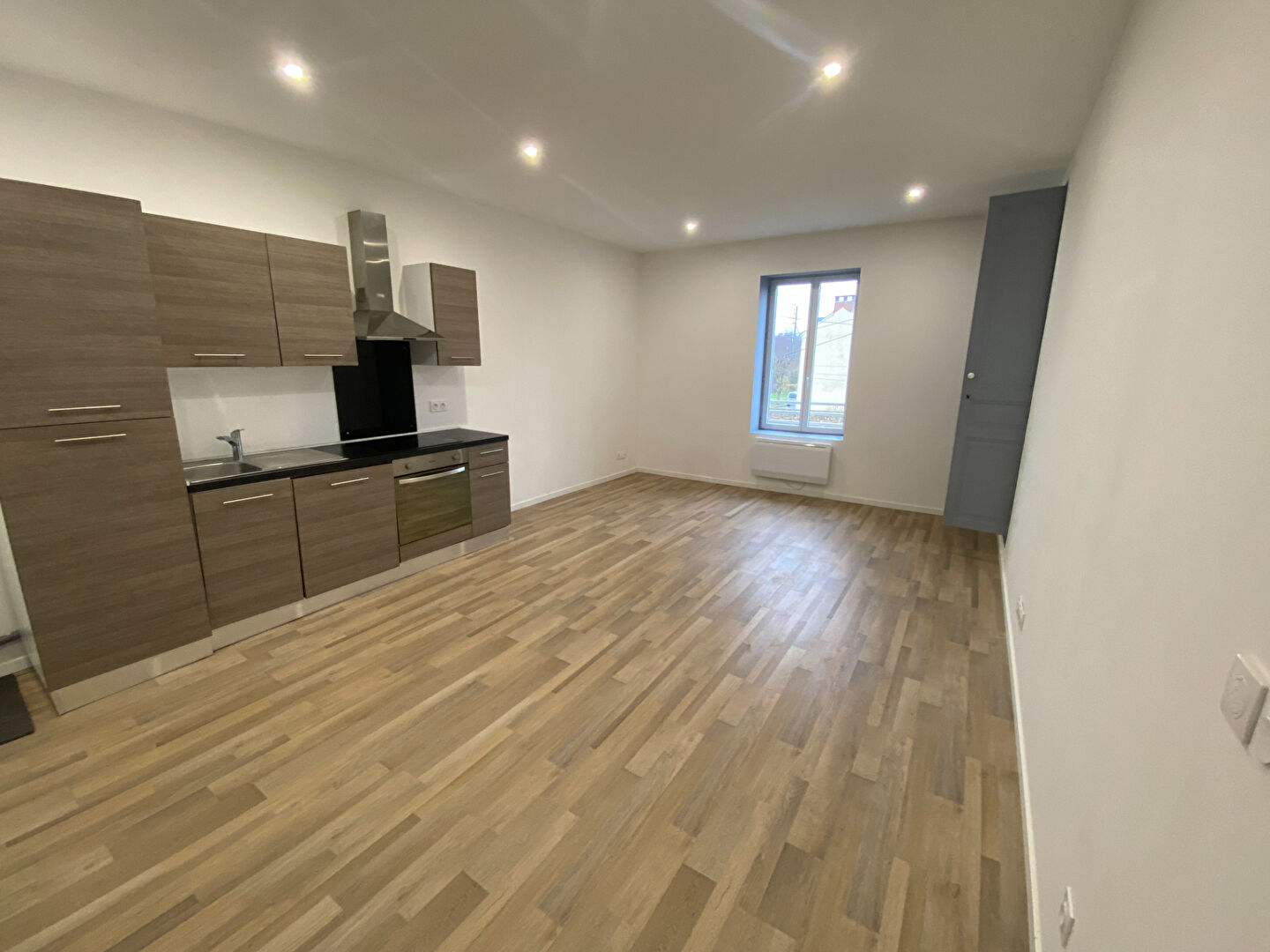 Agence immobilière de 
 L'IMMOBILIERE GUIGNARD Argenton - L'IMMOBILIERE GUIGNARD Argenton 
