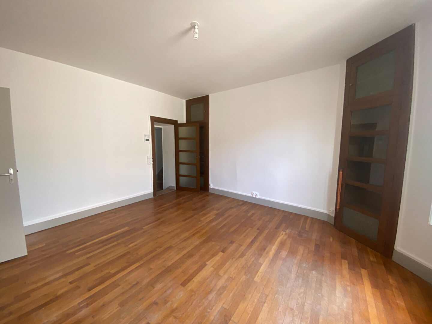 Appartement Argenton Sur Creuse  2 pièce(s) 67.66 m2