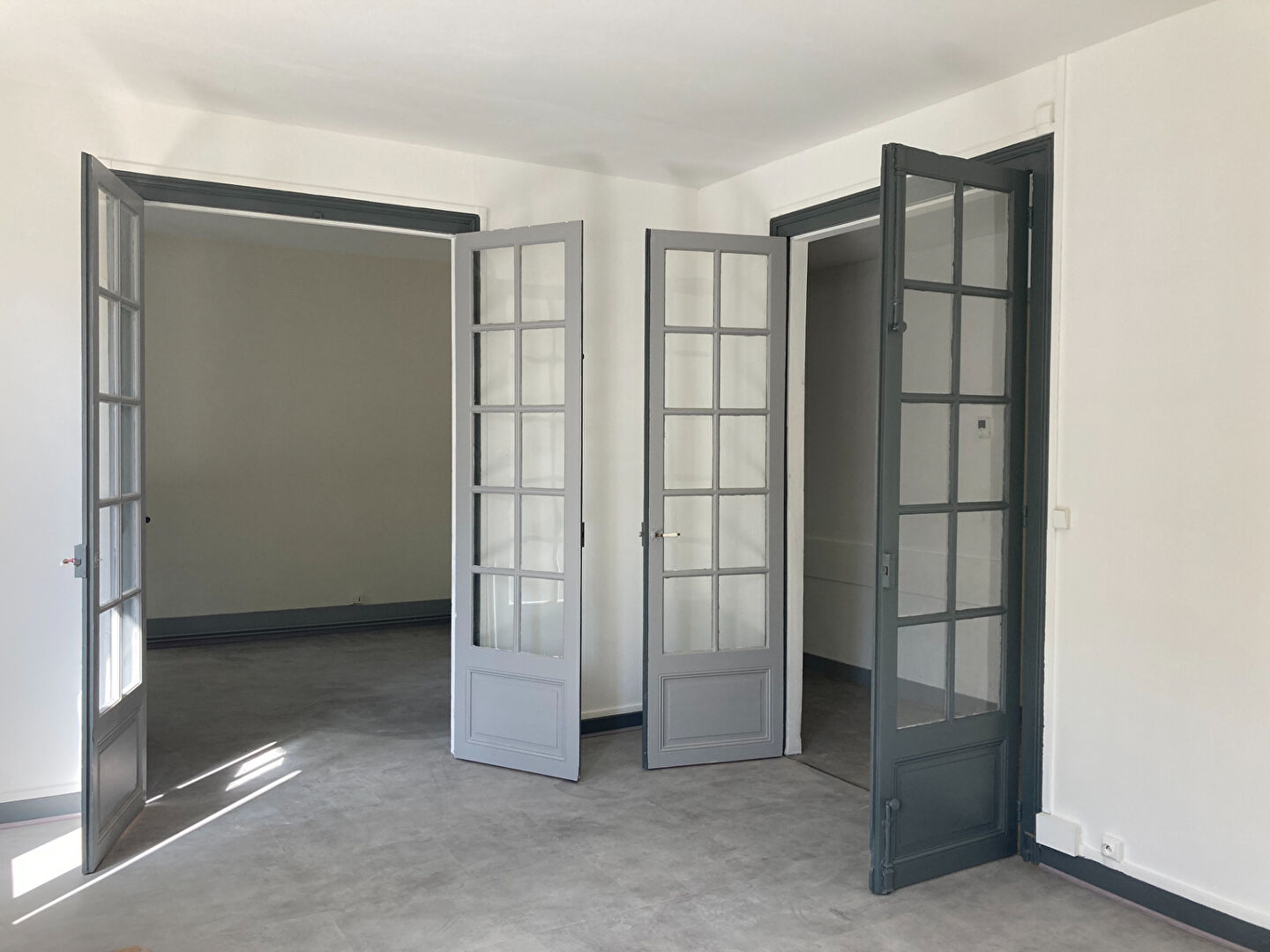 Agence immobilière de 
 L'IMMOBILIERE GUIGNARD Argenton - L'IMMOBILIERE GUIGNARD Argenton 
