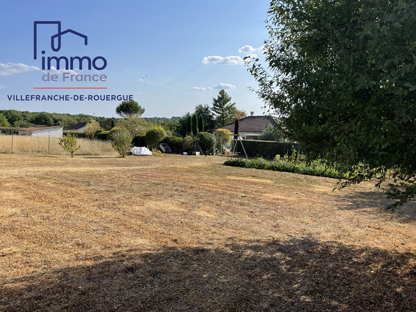 Savignac, terrain à bâtir viabilisé de 2102 m² + accès avec potentiel de 567 m²