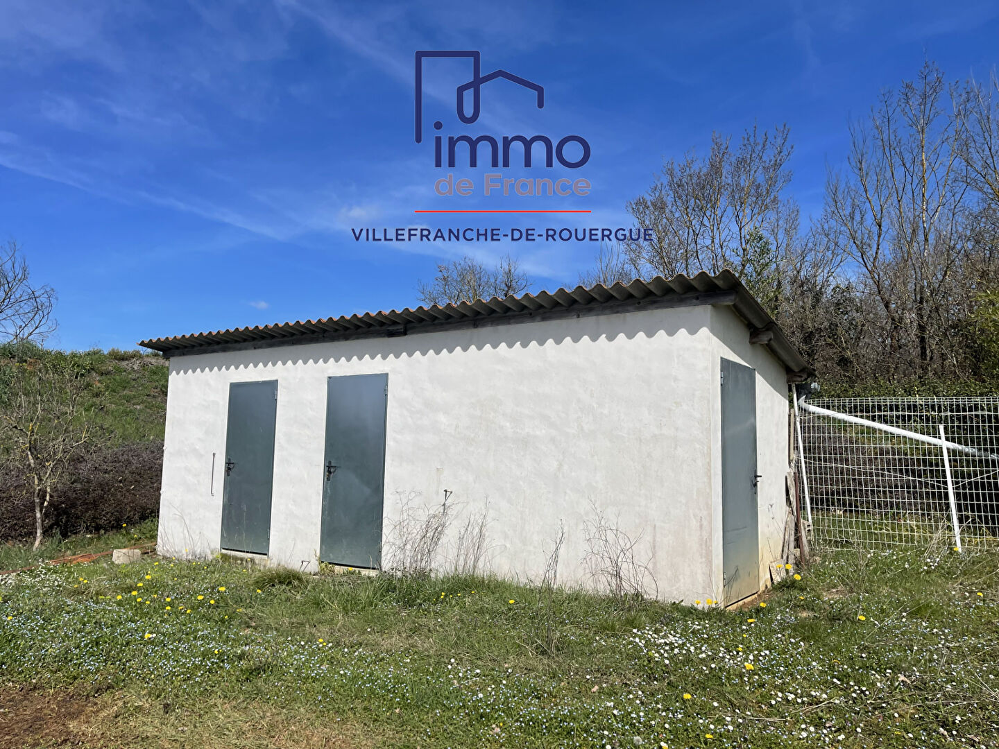 Photo Savignac, terrain à bâtir viabilisé de 2102 m² + accès avec potentiel de 567 m² image 3/6